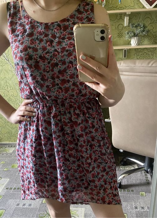 Плаття жіноче