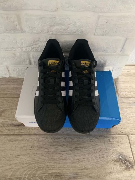 Adidas Superstary 43 1/3