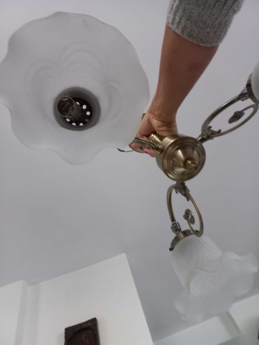 piękny wiszący  żyrandol