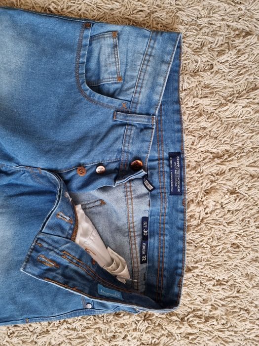 Sprzedam spodnie męskie dżinsowe