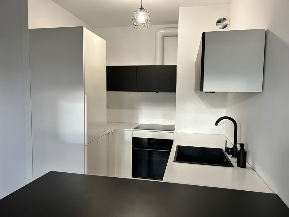 Kuchnia IKEA METOD, fronty Veddinge/Kungsbacka, Maximera, UTRUSTA