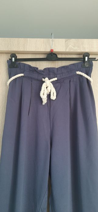 Letnie spodnie damskie rozm 40