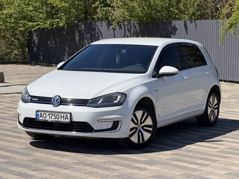 Volkswagen e-Golf 2015р 24kw Нова батарея