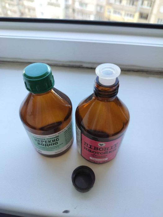 Флаконы аптечные темного стекла 80 шт