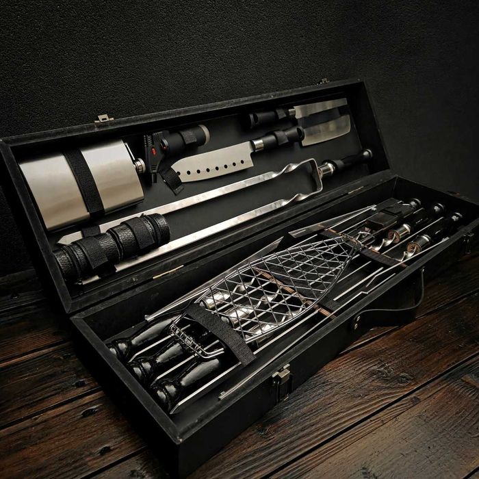 Набор шампуров в деревянном кейсе подарунковий набір шампурів