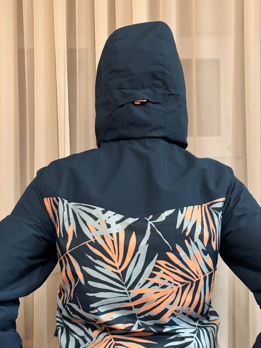 Гірськолижна куртка жіноча