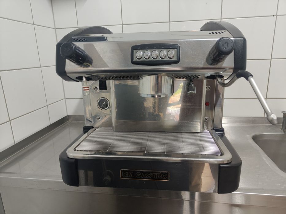 Profesjonalny ekspres do kawy RM Gastro ł