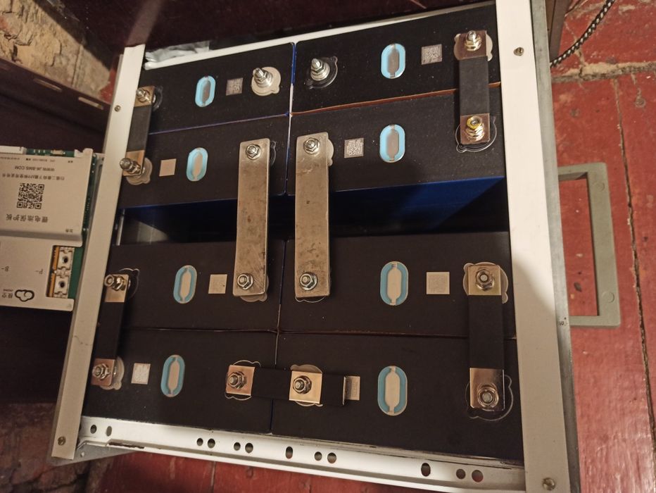 Аккумулятор 24 в 315 ач LiFePo4+BMS Jikong 200а (активный балансир 1а)