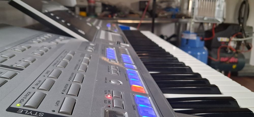 Yamaha tyros 4 case głośniki, stan bdb midi style
