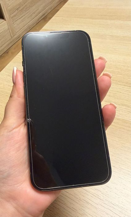 iPhone 13 Pro w idealnym stanie