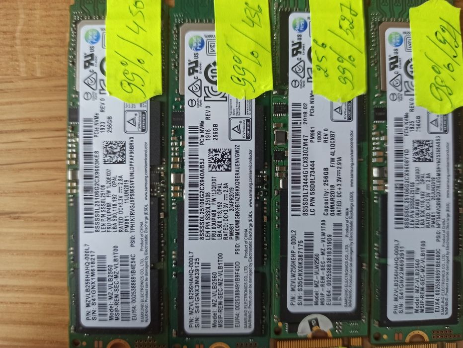 ssd samsung 256 - купити комплектуючі для ПК - Ціна на OLX.ua