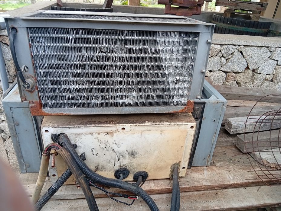 Sistema de frio industrial retirado de caixa isotérmica
