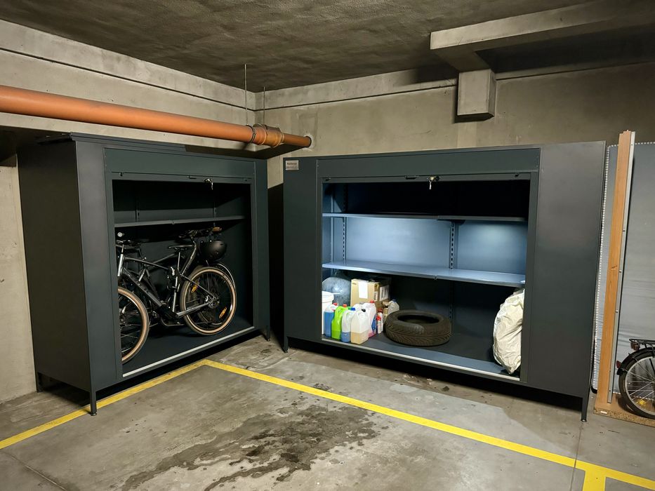 Szafa garażowa box boks garażowy z roletą na wymiar