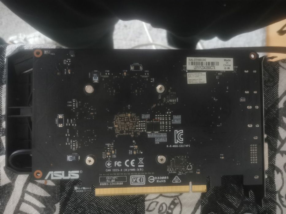 Placa gráfica Asus gtx 1650