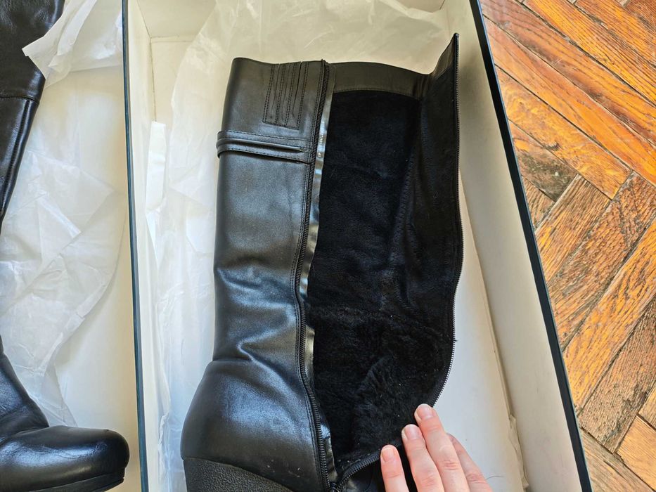 Зимові високі чоботи Braska на підборах