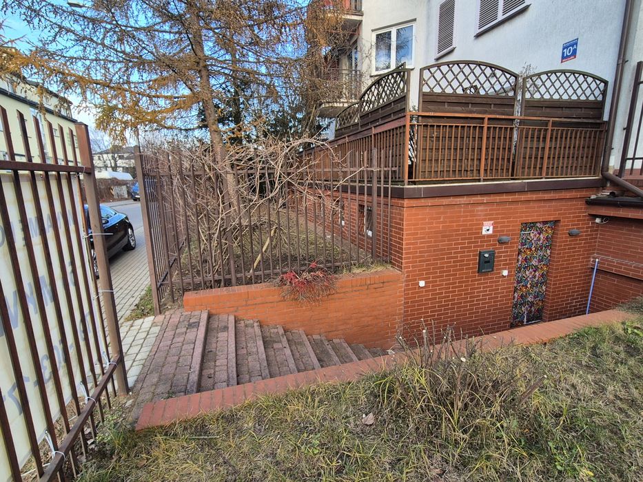 wynajmę Bezpośrednio 55mkw/ ul. Batystowa 10A/+mały ogródek