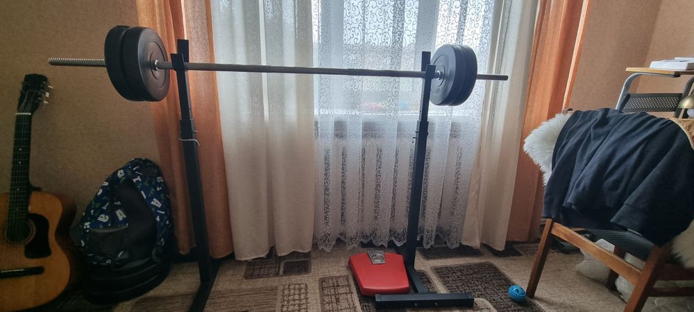 Штанга+ підставка до неї, гантелі і бліни