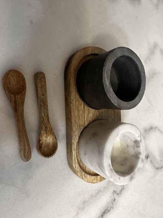 Zestaw misek marmurowych na przyprawy