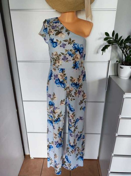 PrettyLittleThing r 42 kombinezon na jedno ramię Nowy