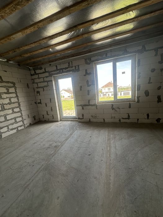 Продаж таунхауса на Летрі(Таращанський масив), можливий продаж по програмах.
