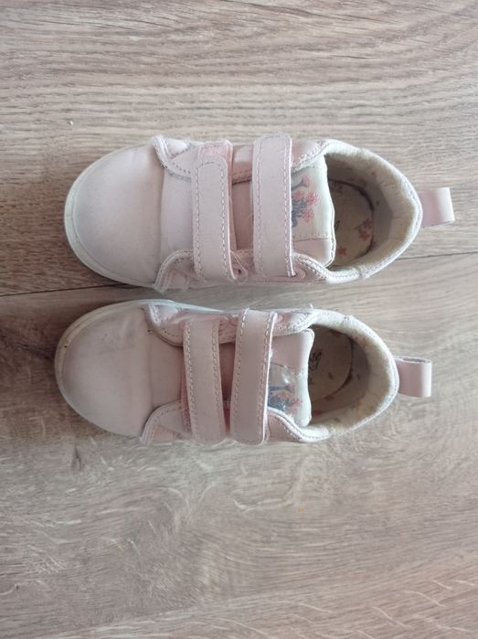 Buty wiosenne dla dziewczynki 23