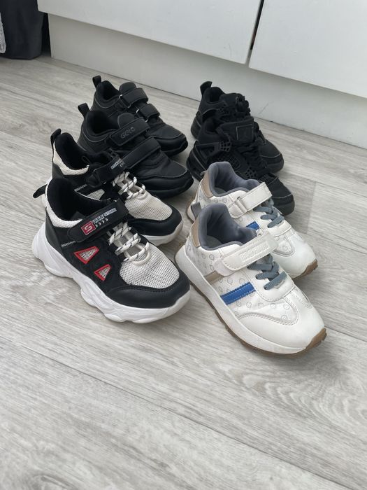 Дитяче взуття 30 розмір