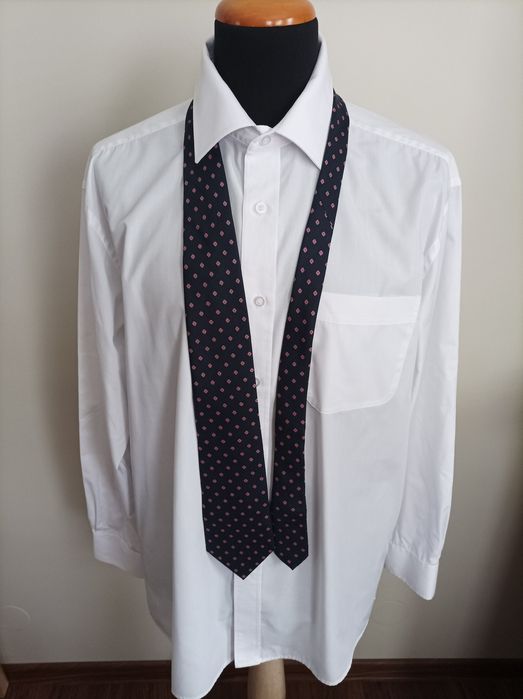 Burberry krawat jedwabny oryginalny