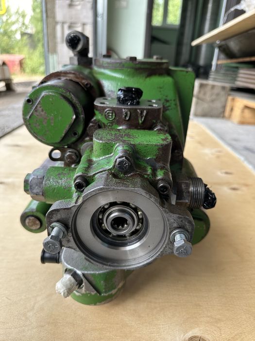 Гідронасос. Гідромотор John Deere 9500, 9600, 9610