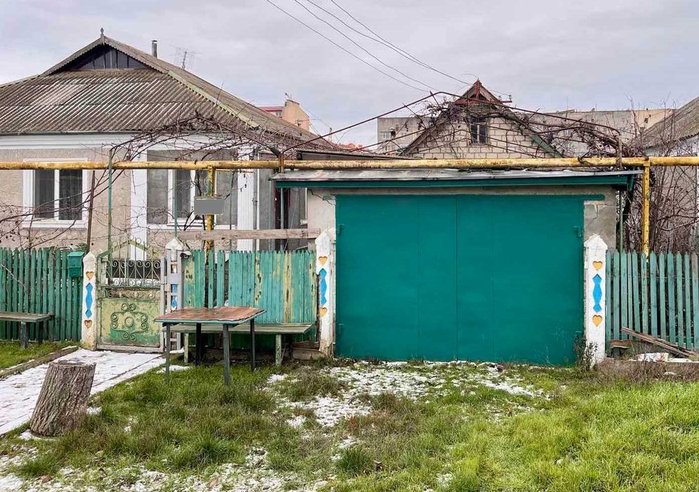 Продаю будинок з ділянкою на 13.5 с. у с. Великодолинське (Акаржа)