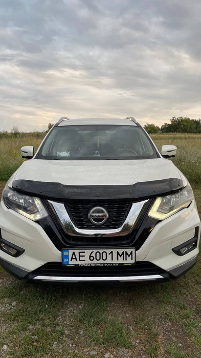 Nissan Rogue 2018 • 2.5 бензин • передній привід