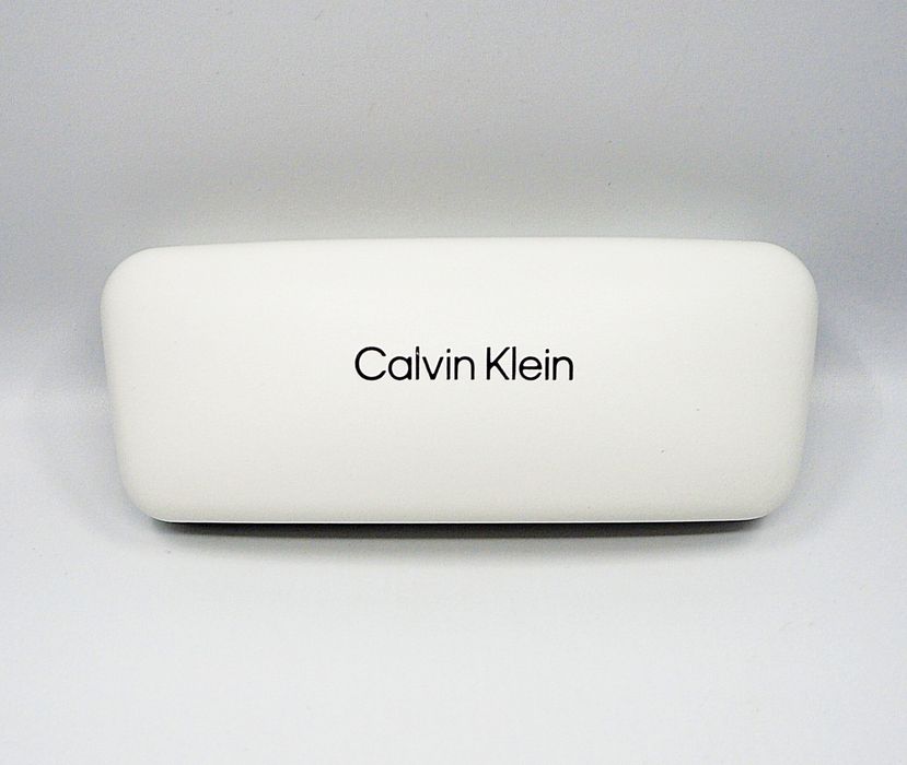 Calvin Klein średnie etui na okulary