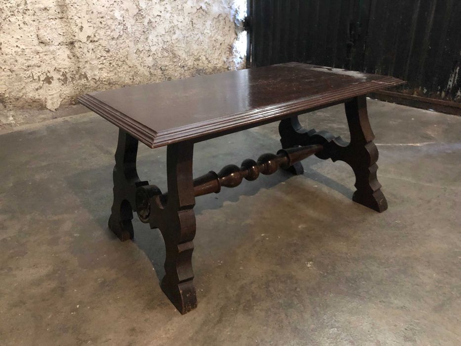 armário de Hall e Mesa de Madeira Vintage