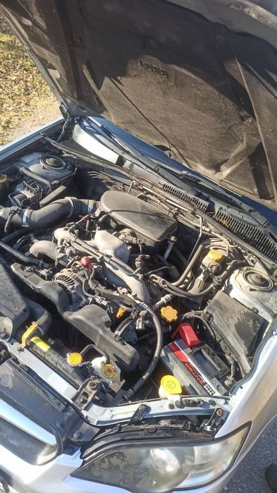 Продам хороше авто Субару 2.0 Автомат