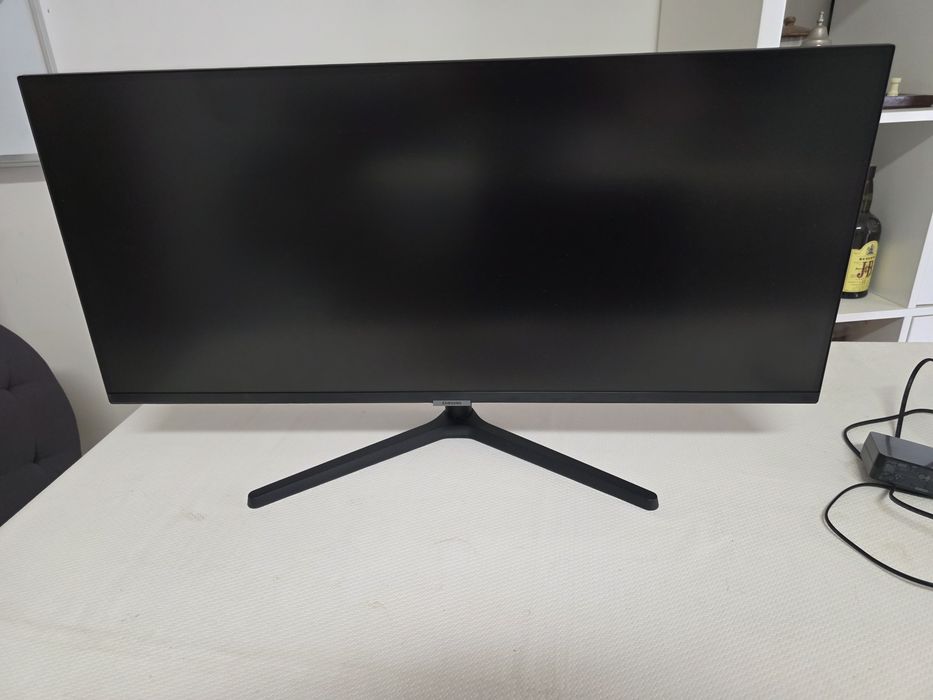 Monitor ultra wide Samsung  34"