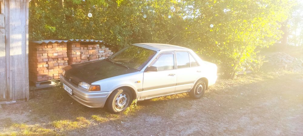 Mazda 323 bg з люком