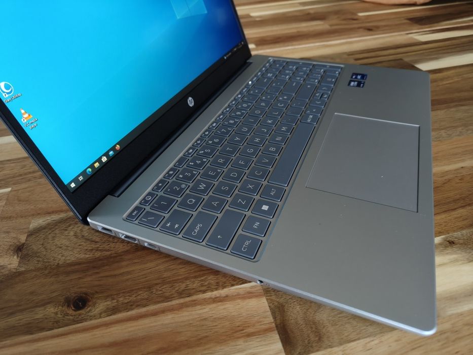 HP Intel Ultra 5 125H/24Gb/512Gb/Intel Arc 7/Garantia