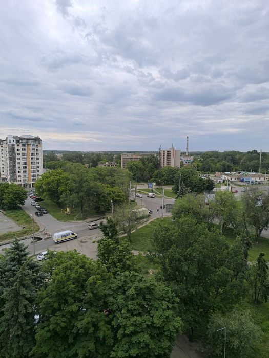 Поділ, вул. Миру, 3-кімн. квартира під ремонт.