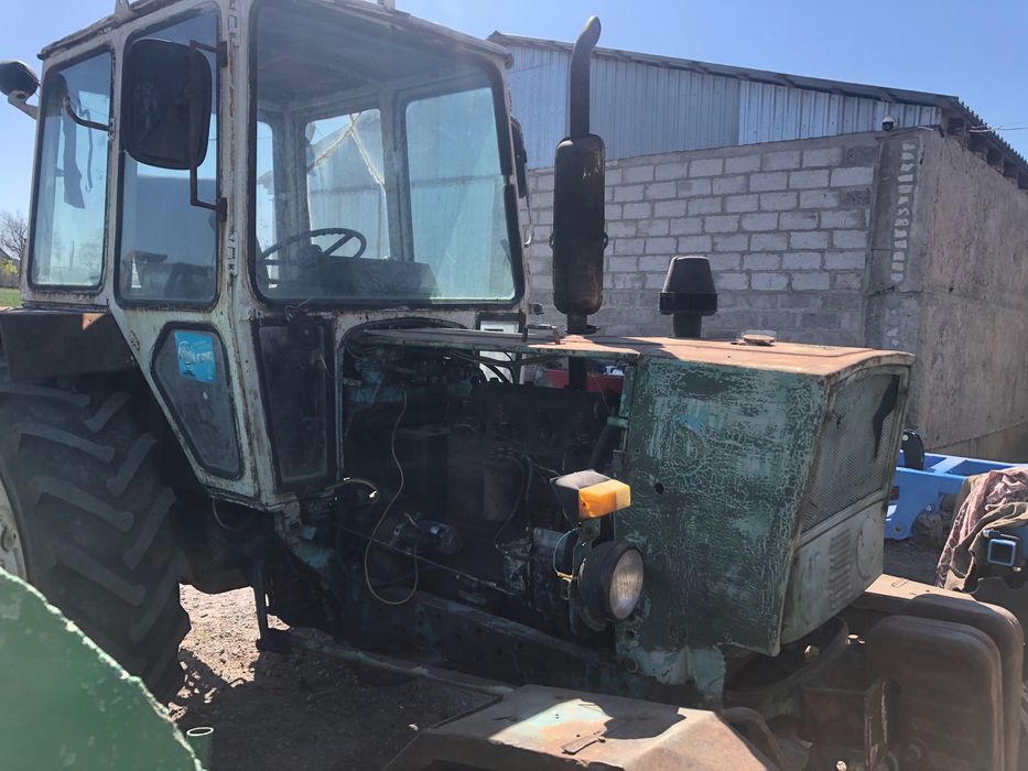 Продам трактор юмз - 6 в рабочем состоянии