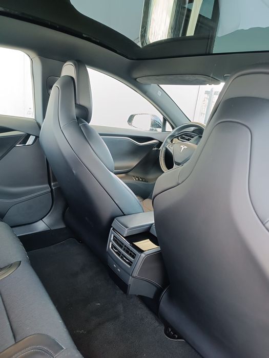 Tesla Model S 75D 518 cv Dezembro de 2018