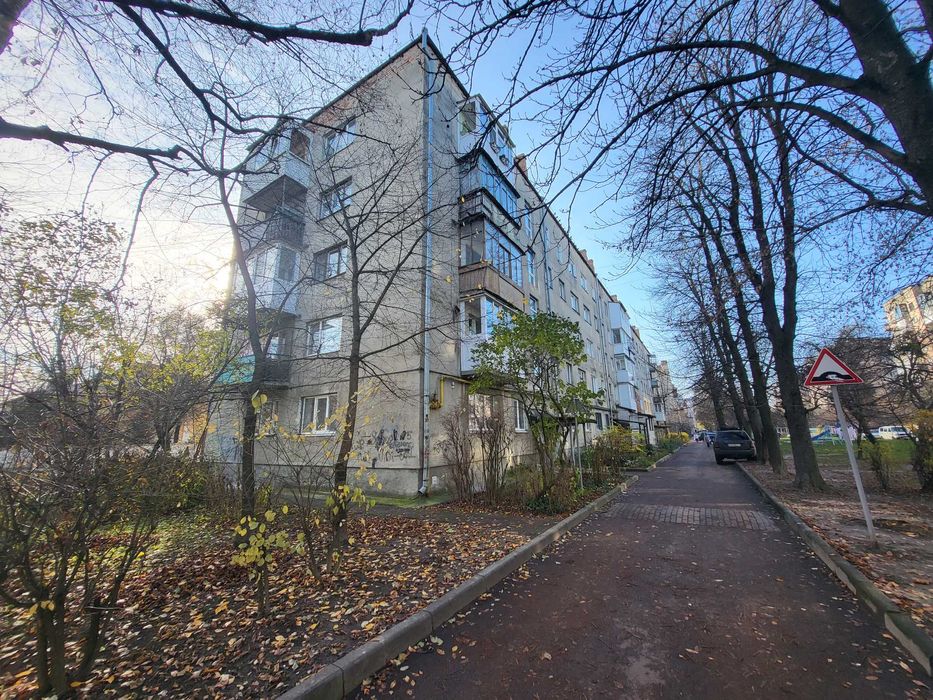 Простора 3-кімнатна квартира в м. Луцьку!!!