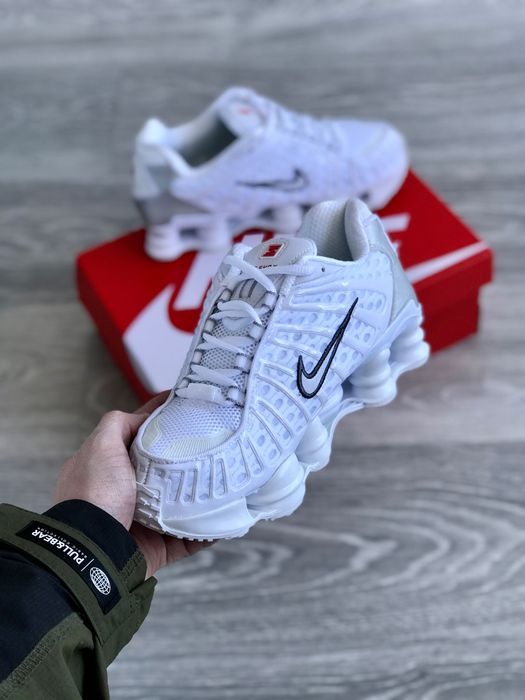 ТОП ПРОДАЖ! Nike Shox White Black Logo 37 38 39 40 41 42 43 44 45 найк шокс білі чорне лого