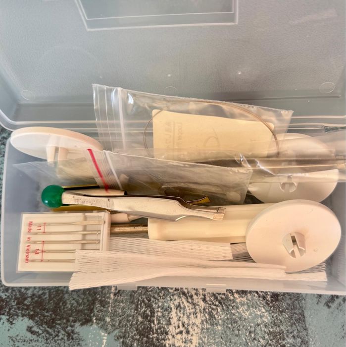 Elna eXtend 864 Air – Como Nova | Utilizada Apenas Uma Vez