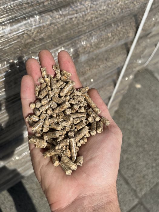 Пеллети  6мм. Київ Доставка брикет Дуб Киев Євро якості!