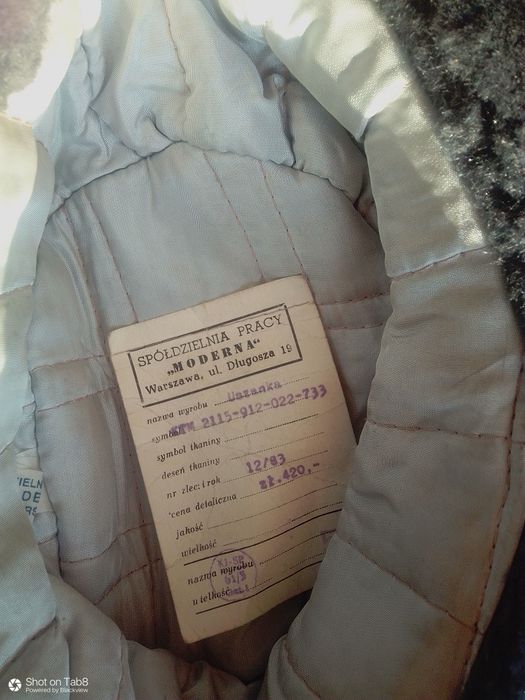 Sprzedam czapkę uszankę nowa.