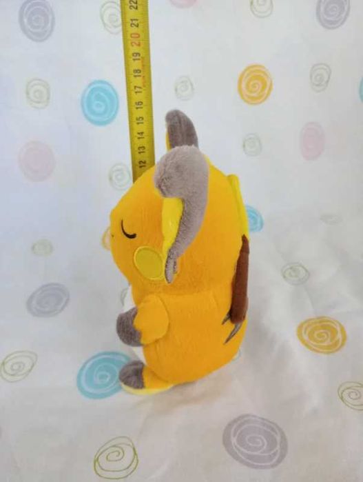 Pokémon peluche raichu da marca banpresto / bandai