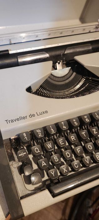 Maszyna do Pisania AEG Olympia Traveller de Luxe