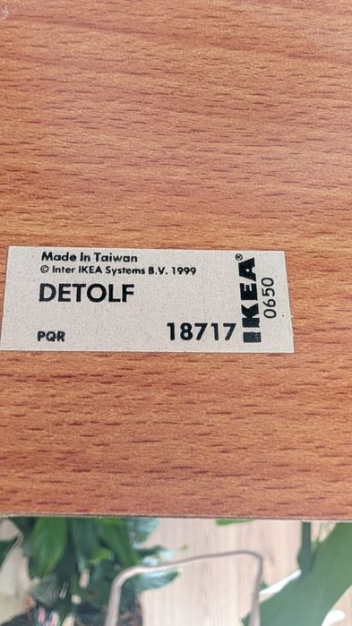 Witryna szklana  DETOLF. Ikea