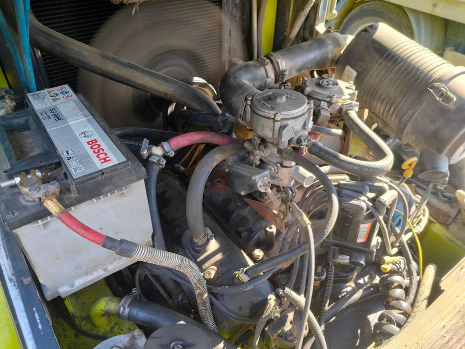 wózek widłowy sztaplarka Clark bardzo mocna 1998  4,5T udzwig