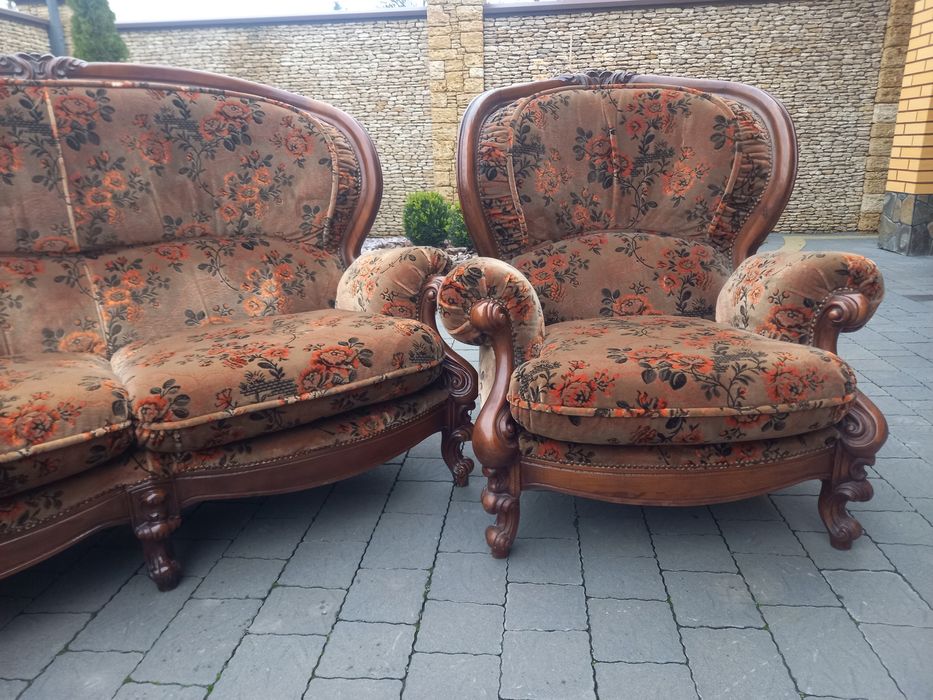 Диван та 2 крісла. Італія.