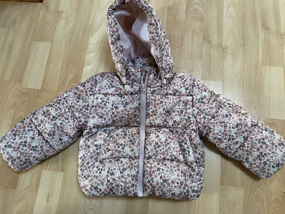 Стильна утепленакуртка для дівчинки 1,6-2 роки(розмір 92)